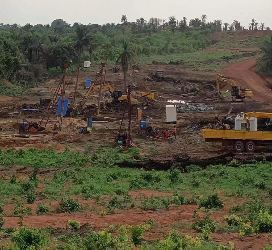 Construction sous-traitée de fondations sur pieux pour le projet ferroviaire de Masi en Guinée